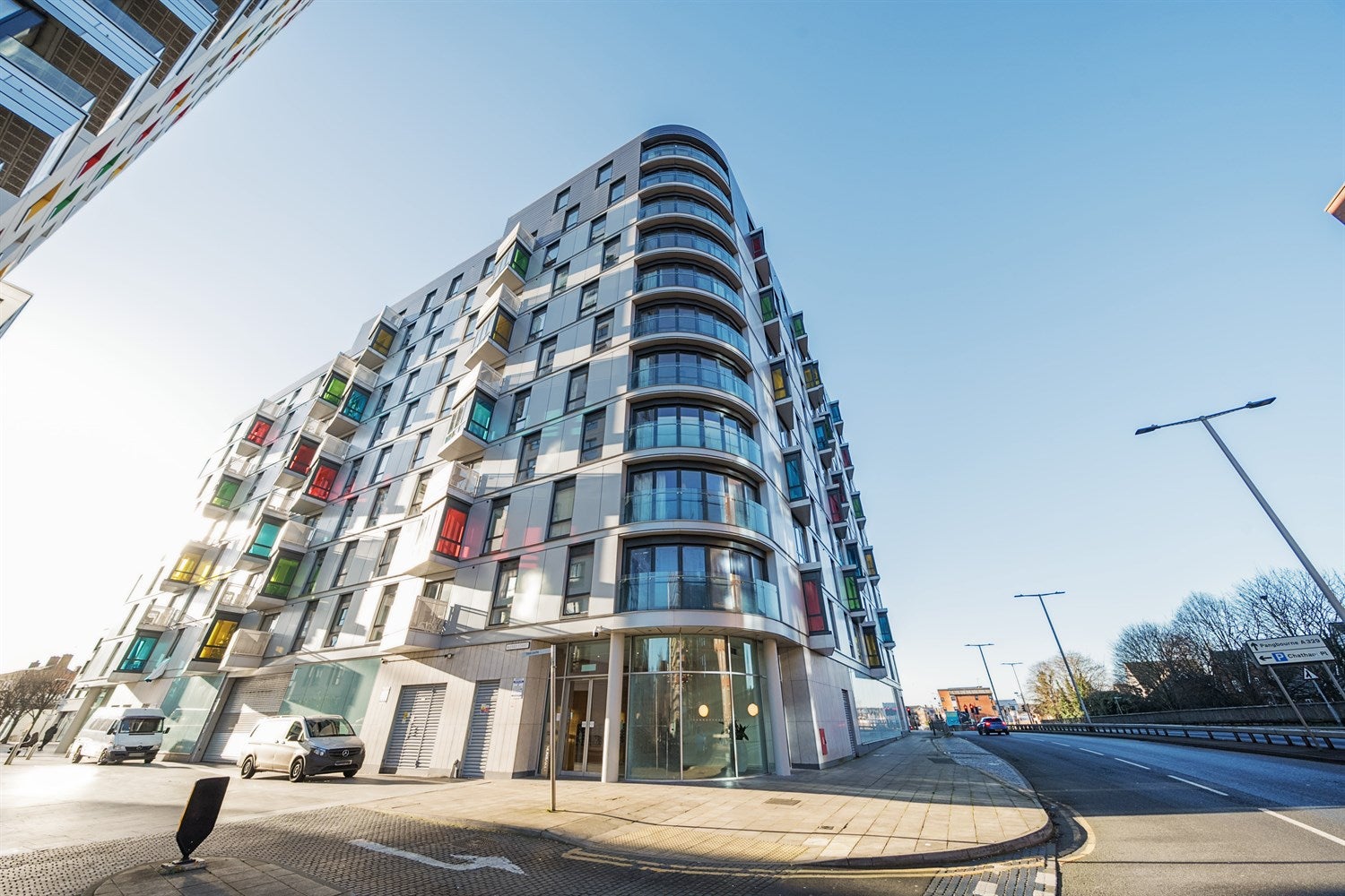 Flat Chatham Place in Reading