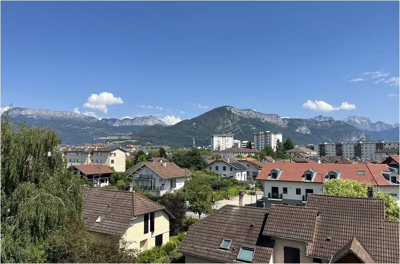 Flat Place du Château in Annecy