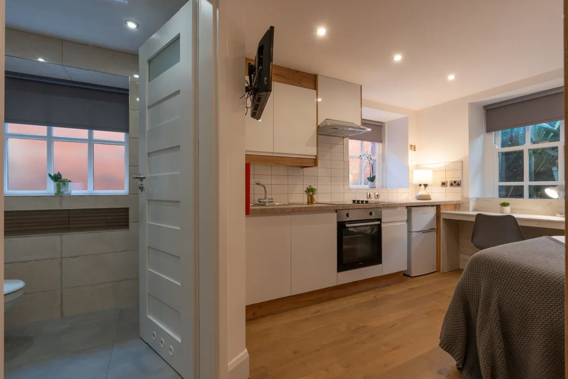 Flat Eskdale Terrace in Newcastle upon Tyne