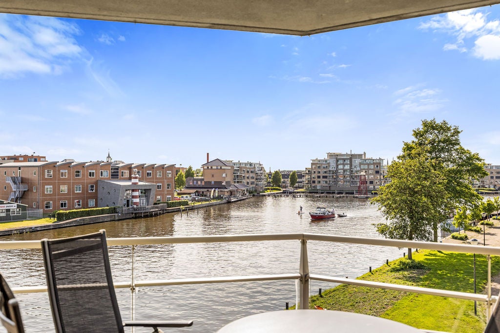 Appartement te koop: Boegspriet 60, Sneek