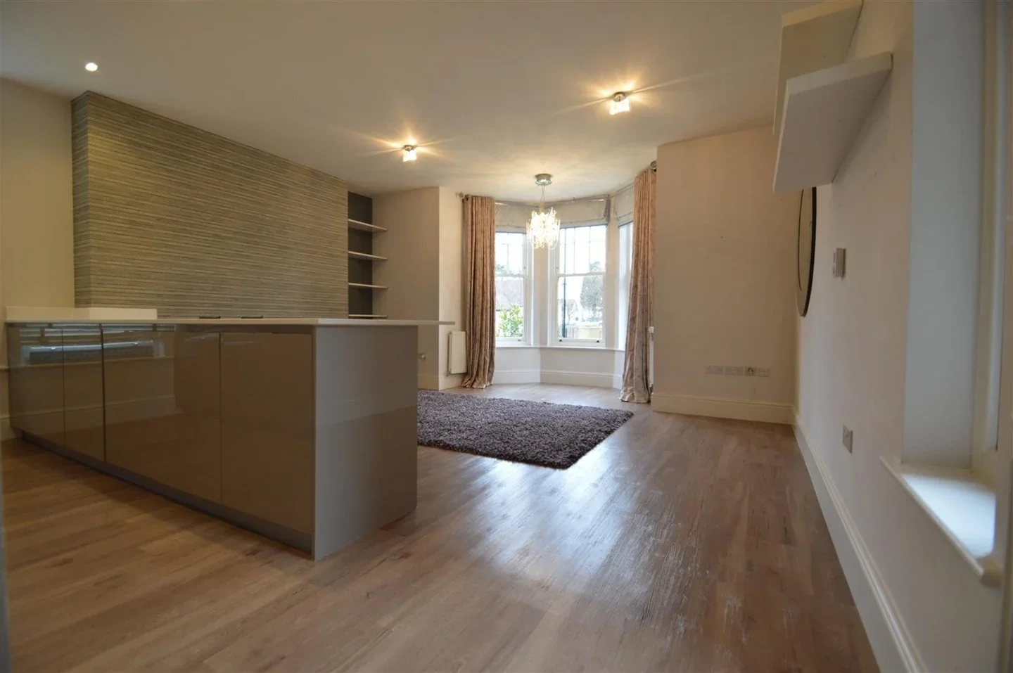 Flat Martin Drive in Dartford