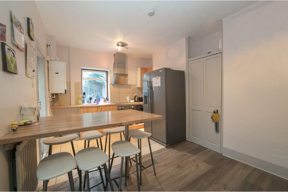 Room Alloa Road in Greater London