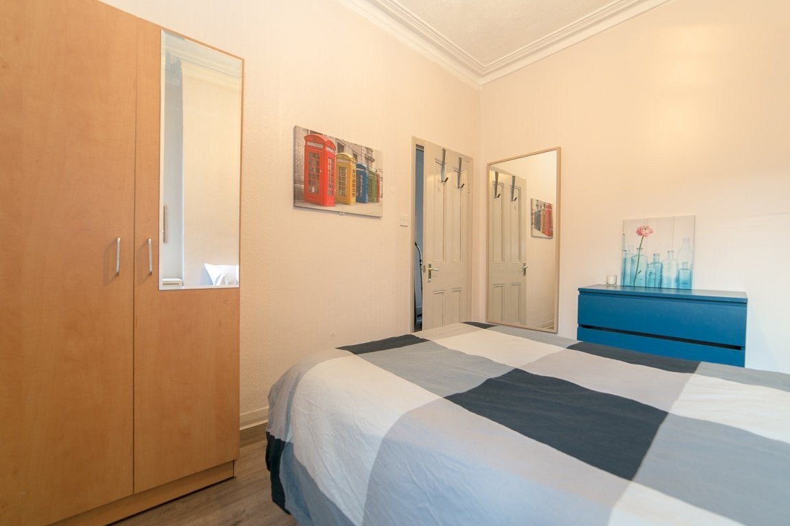 Room Alloa Road in Greater London