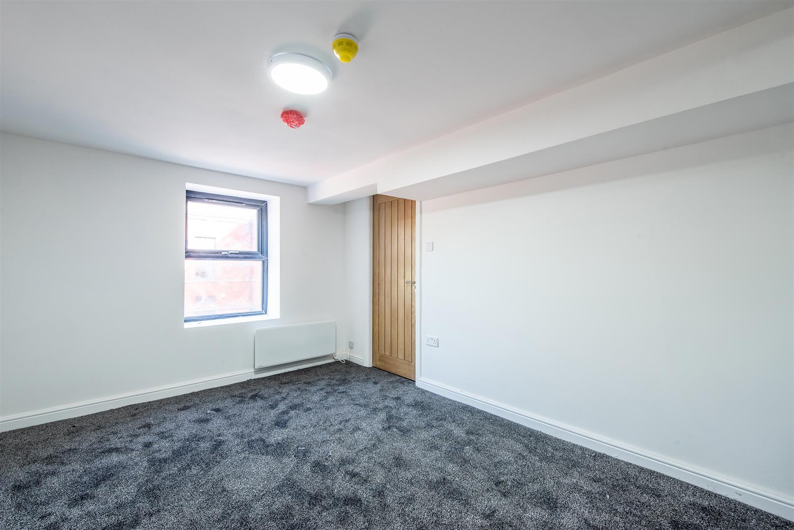 Flat Fleet Street in Preston