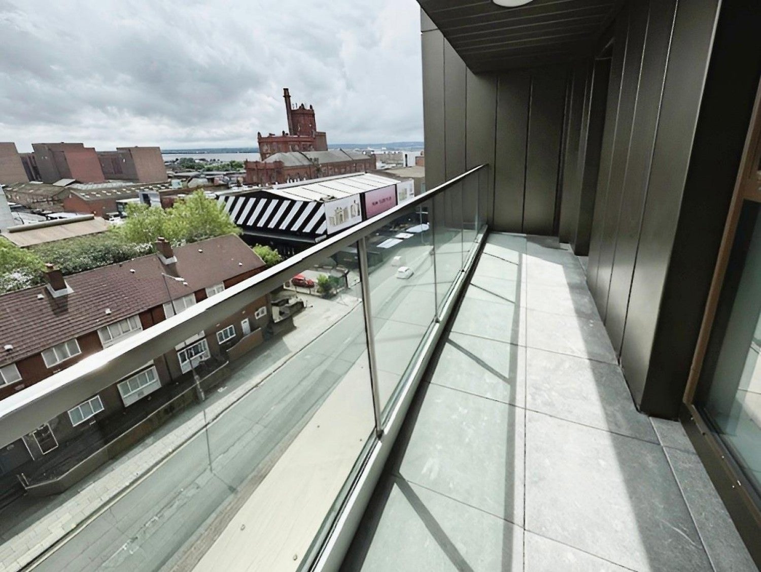 Flat Newhall Street in Liverpool