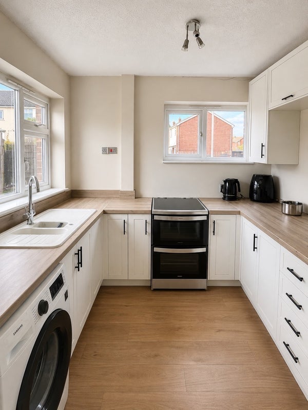 Room Longford in Yate