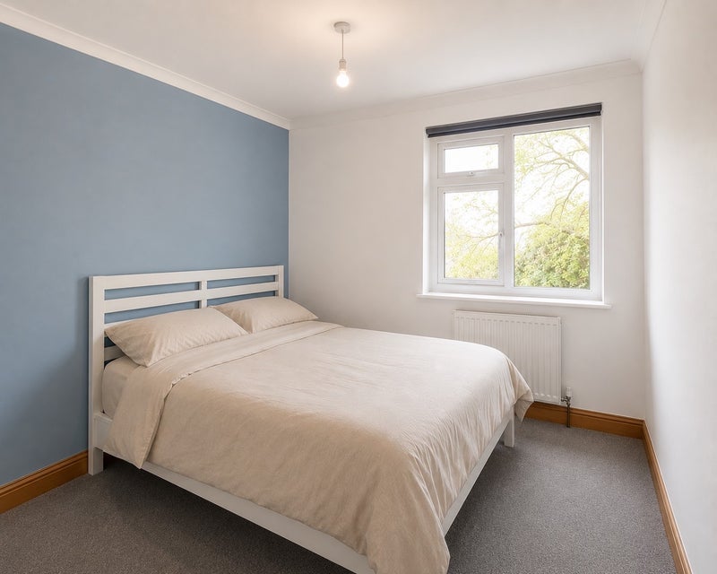 Room Longford in Yate