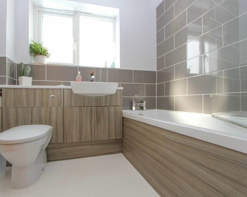 Room Longford in Yate