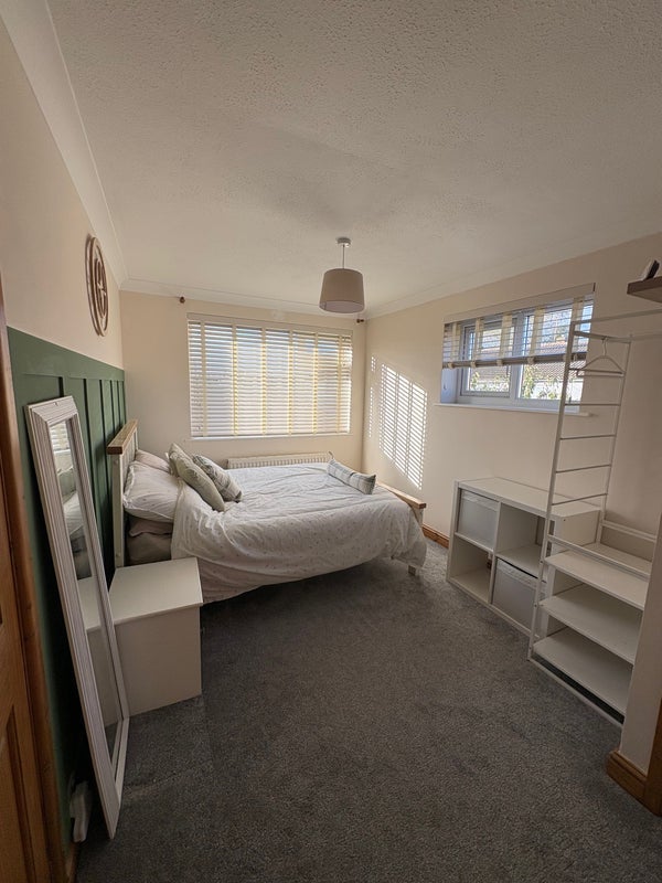 Room Longford in Yate