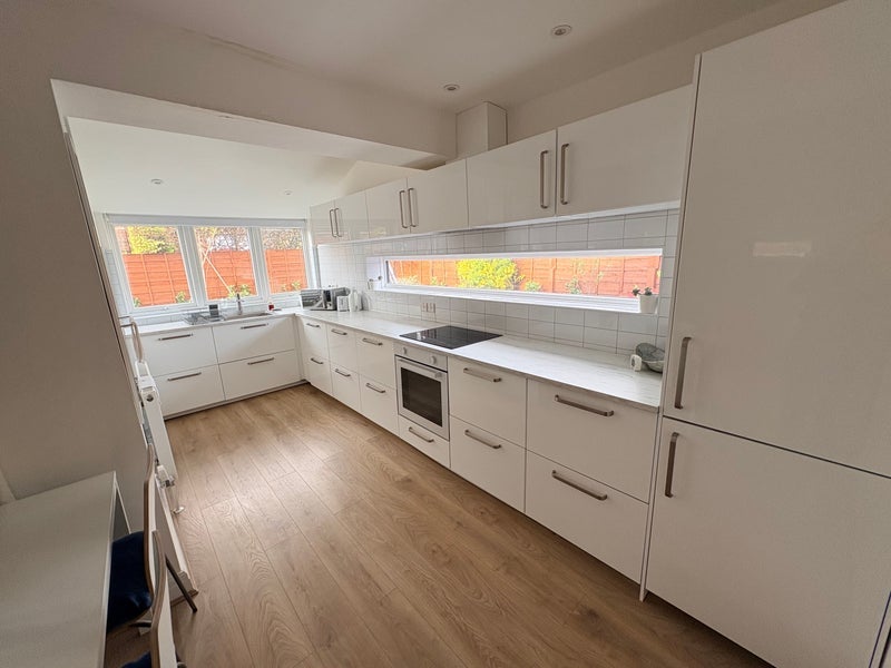 Room Chaseley Road in Salford