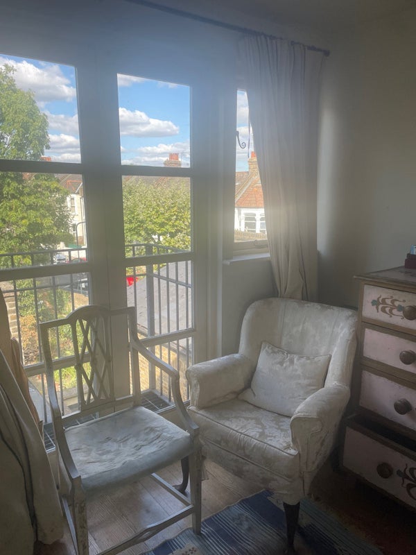 Room Mortimer Road in Greater London