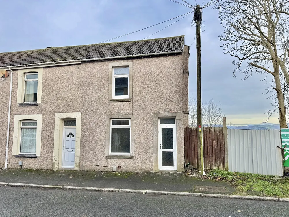House Long Ridge in Swansea