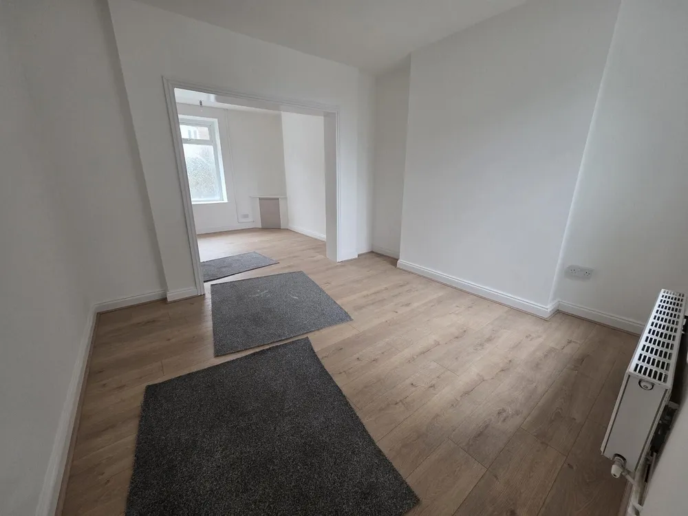 House Long Ridge in Swansea