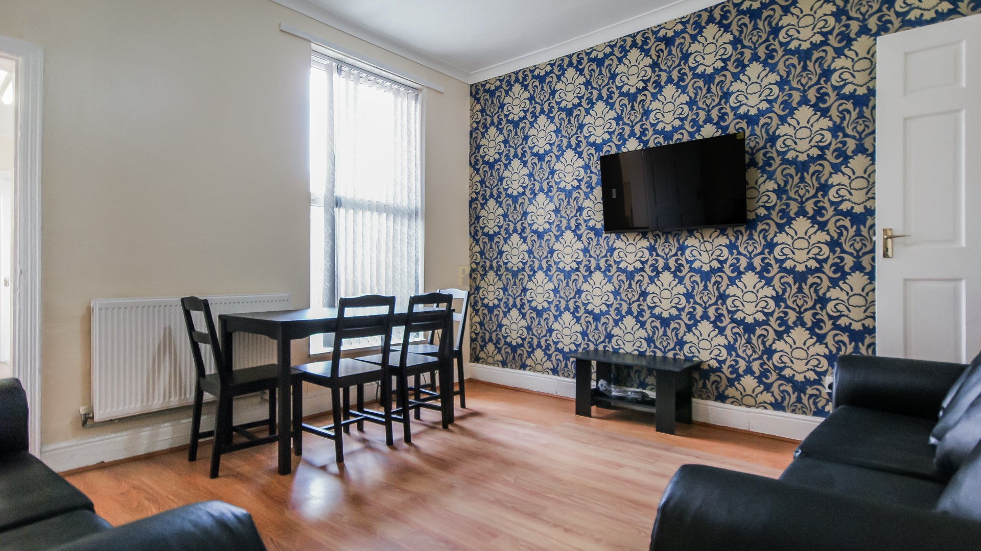 Room Barrows Road in Birmingham