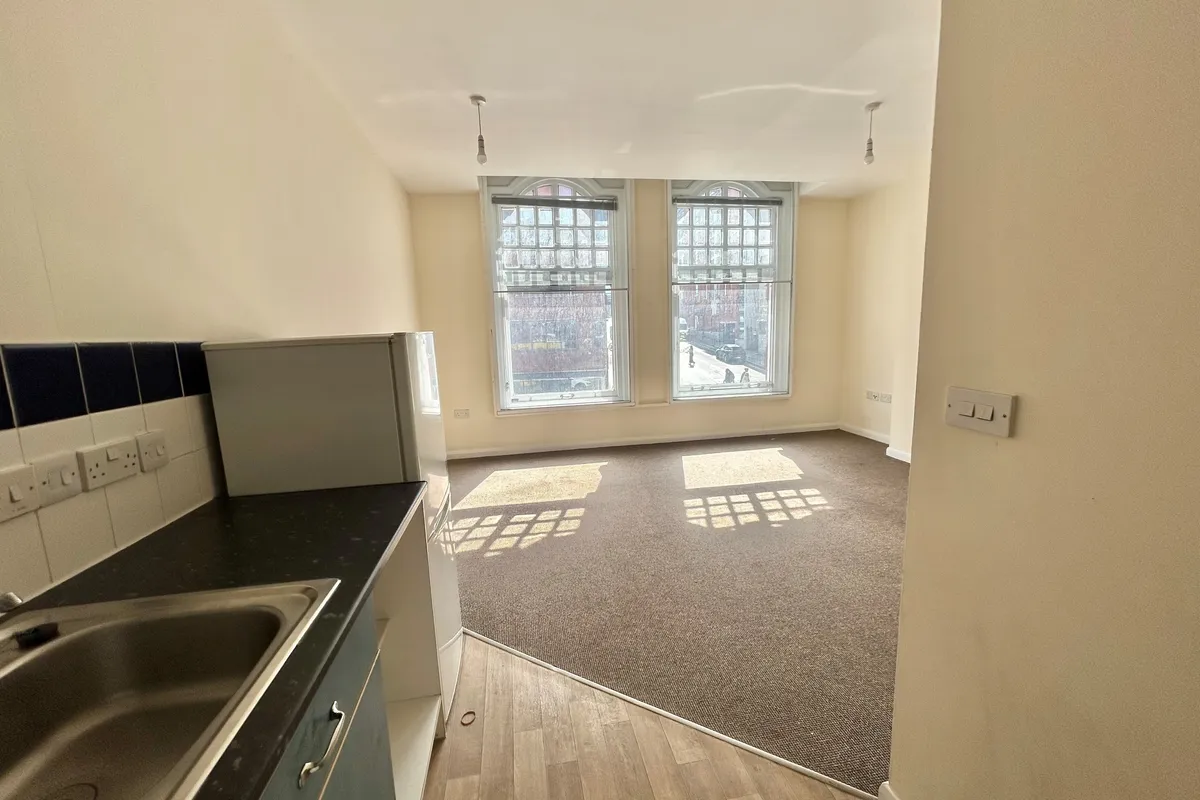 Flat Derby Road in Nottingham