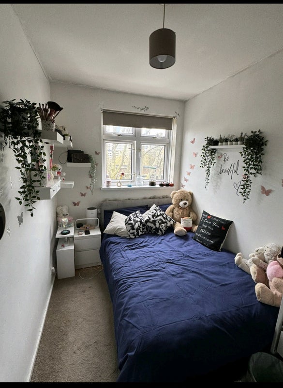 Room Morant Street in Greater London