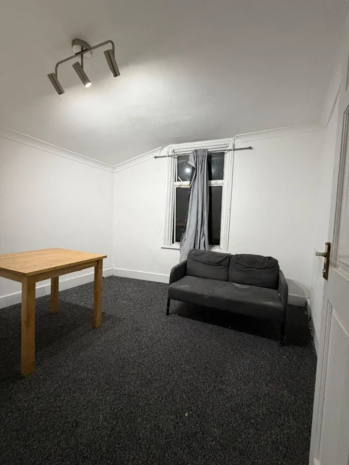 Flat Katherine Road in Greater London