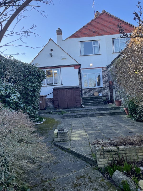 Room Exford Road in Greater London