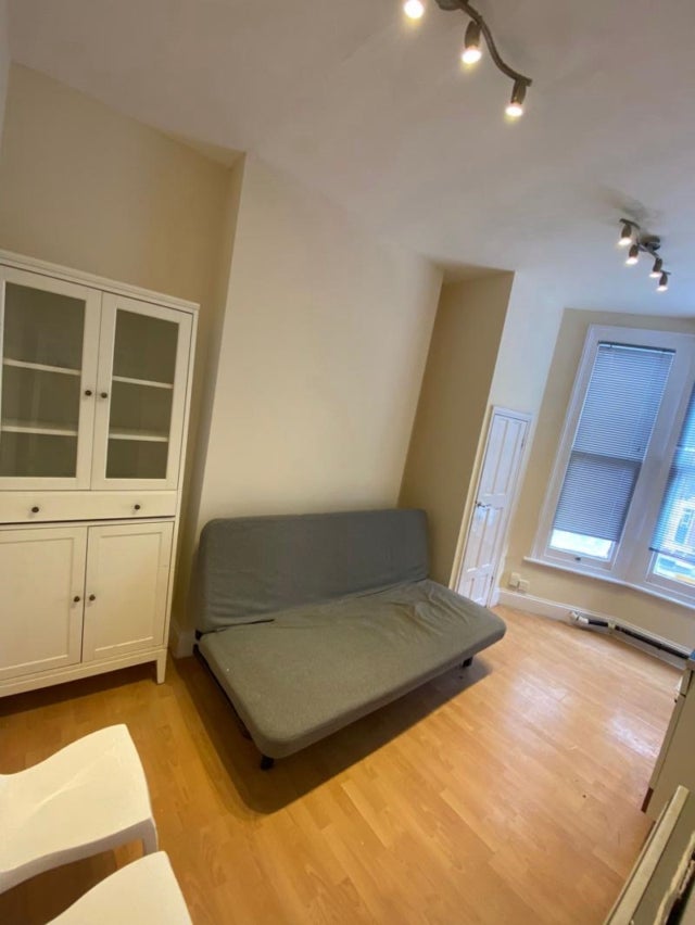 Flat Buckley Road in Greater London