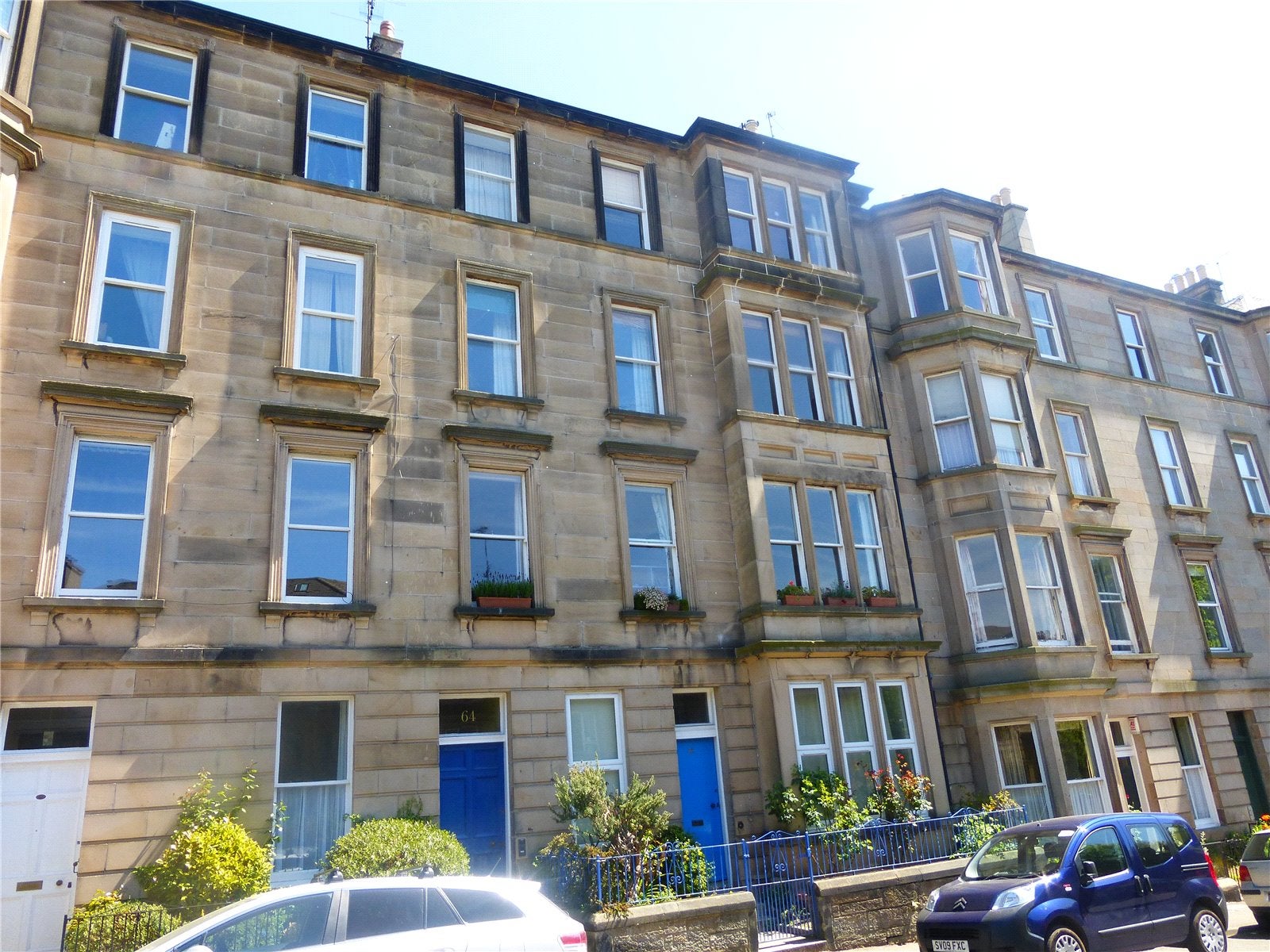 House Findhorn Place in City of Edinburgh