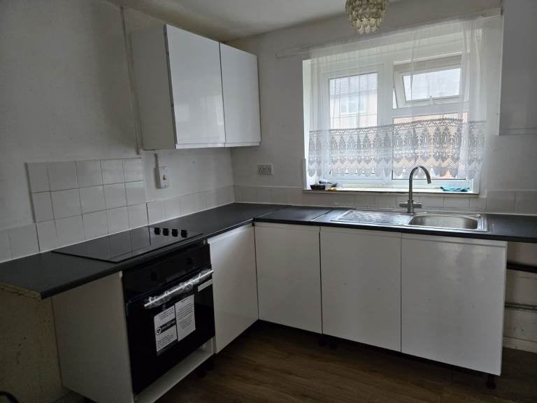 Flat Luther Close in Nottingham