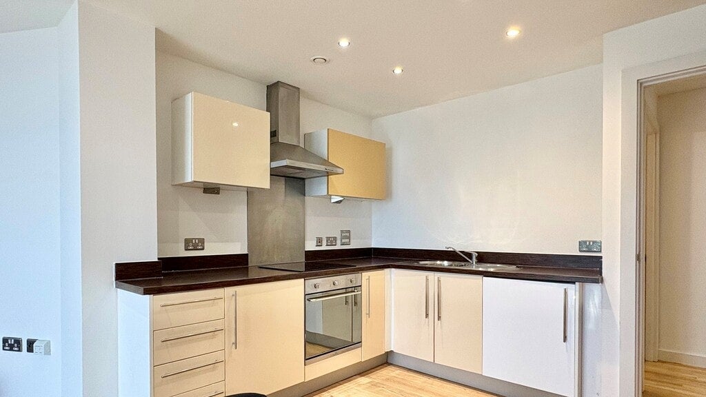 Flat Gotts Road in Leeds