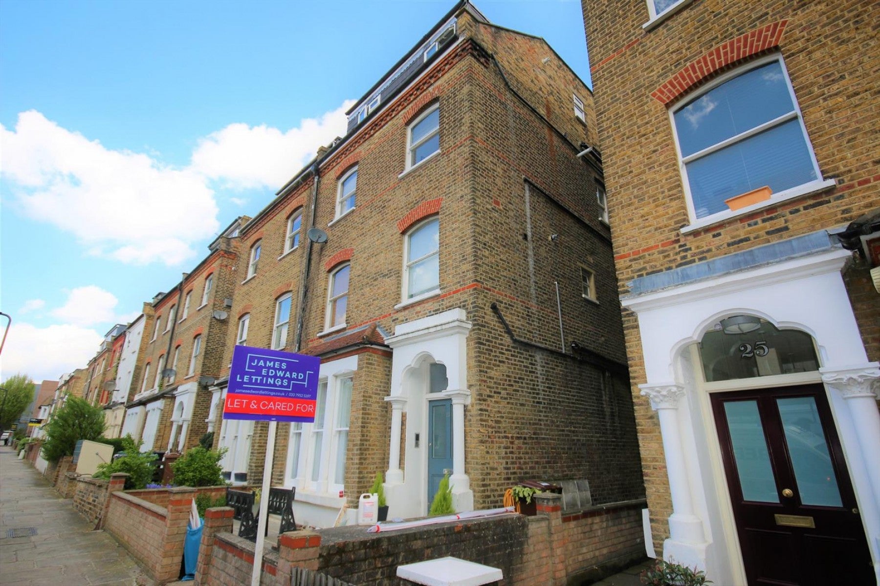 Flat Alexandra Grove in Greater London