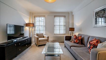 Flat Fulham Road in Greater London