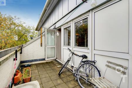 House Haverstock Road in Greater London