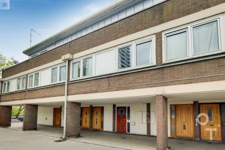 House Haverstock Road in Greater London
