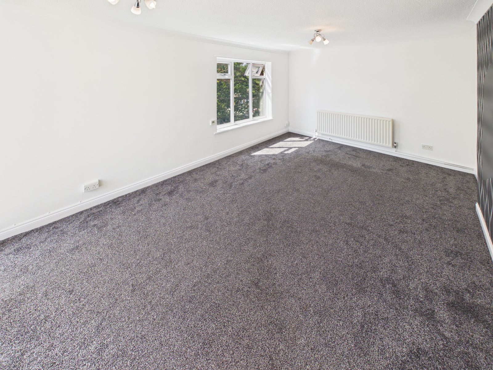 Flat Byron Road in Southampton