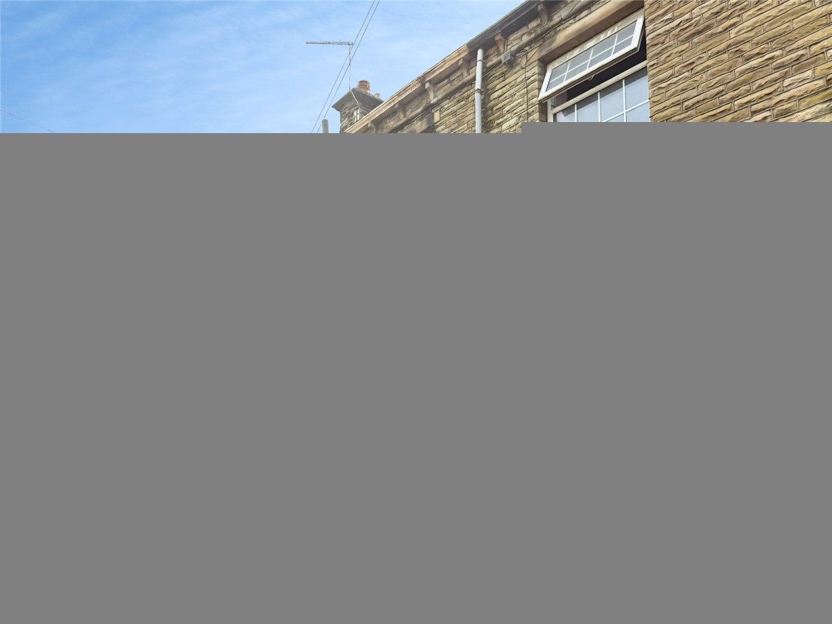 Flat Neale Road in Kirklees