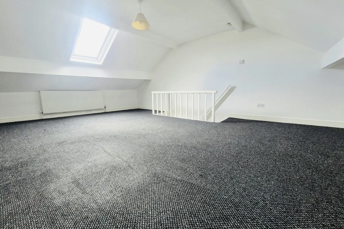 House Friendly Fold Road in Calderdale