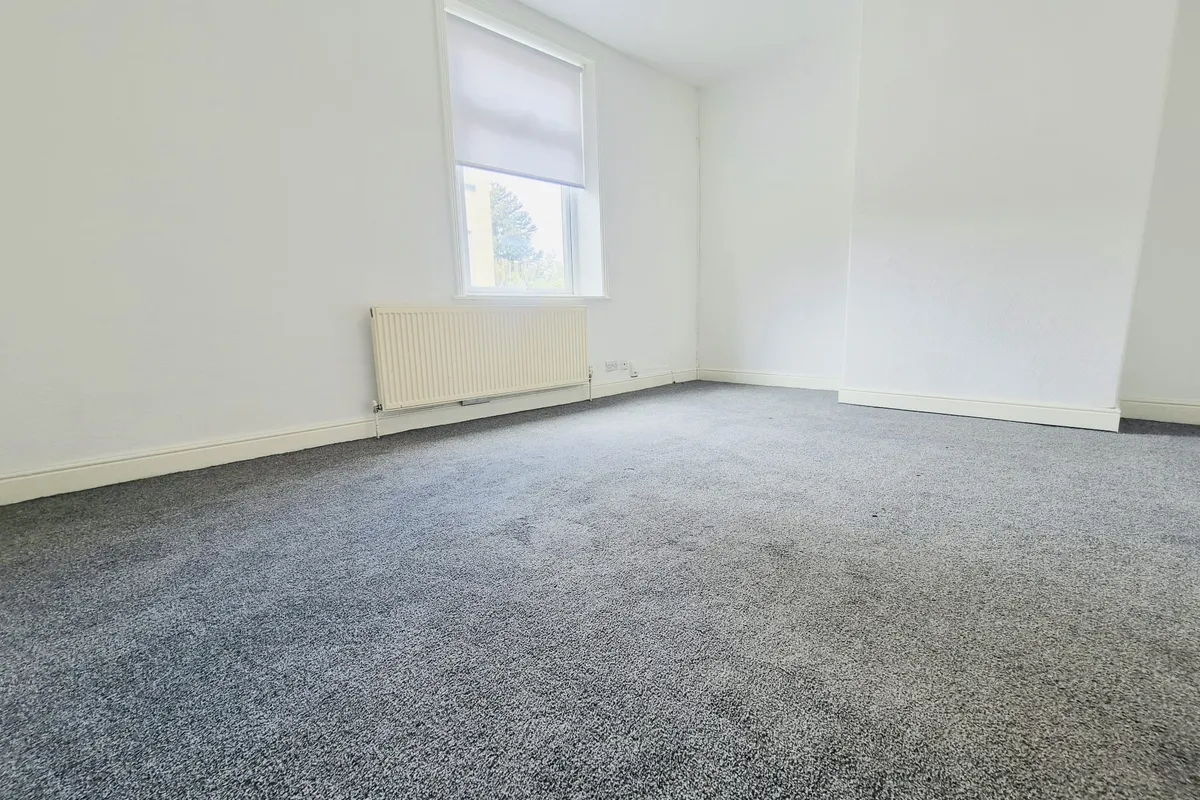 House Friendly Fold Road in Calderdale