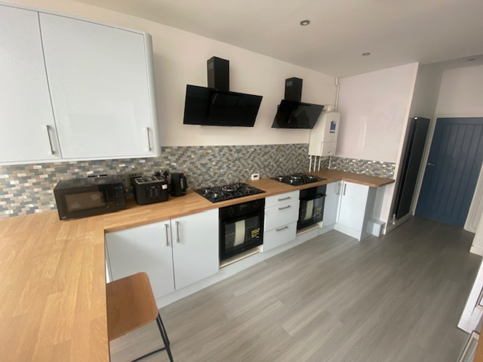 Room Inglefield Avenue in Cardiff