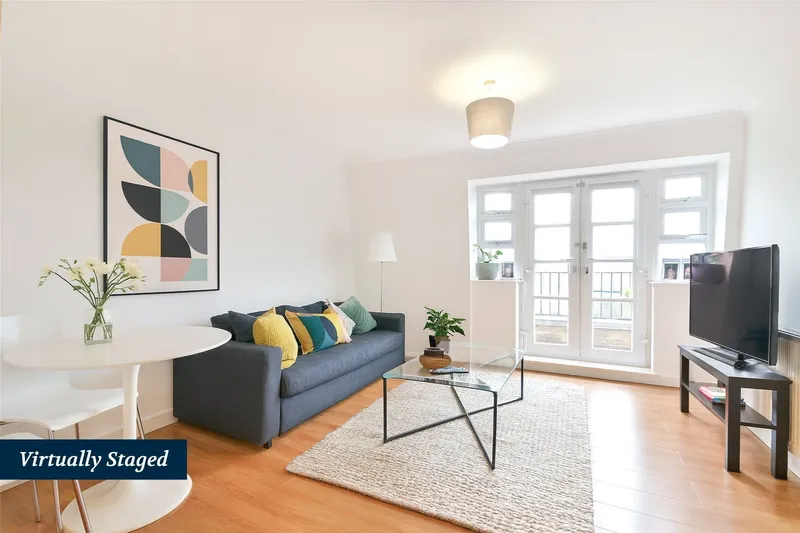 Flat Upper Street in Greater London