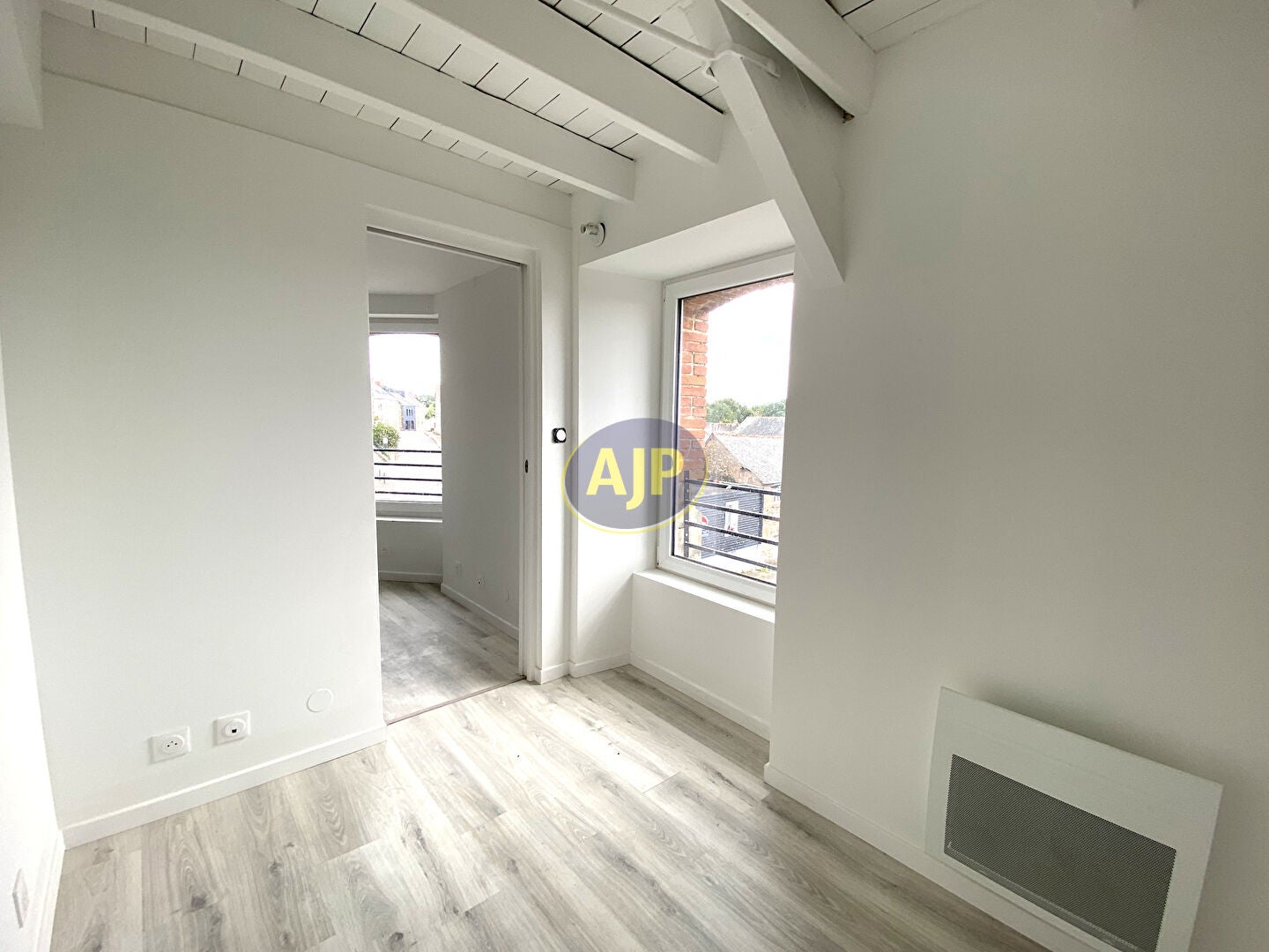 Appartement Allée de la Table à La Ferté-Saint-Aubin