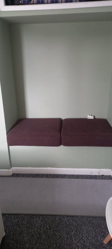Room Ellerby Avenue in Nottingham