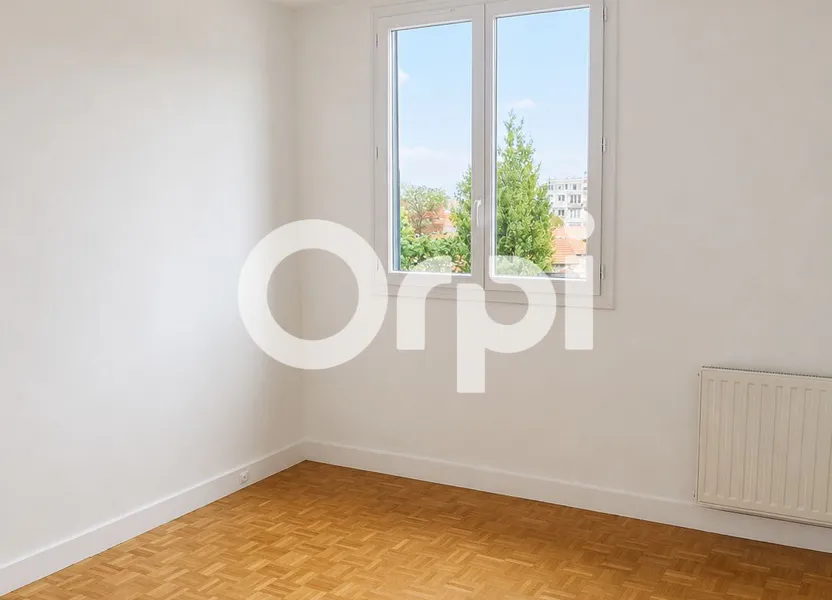 Flat Rue Paul Bert in Maisons-Alfort