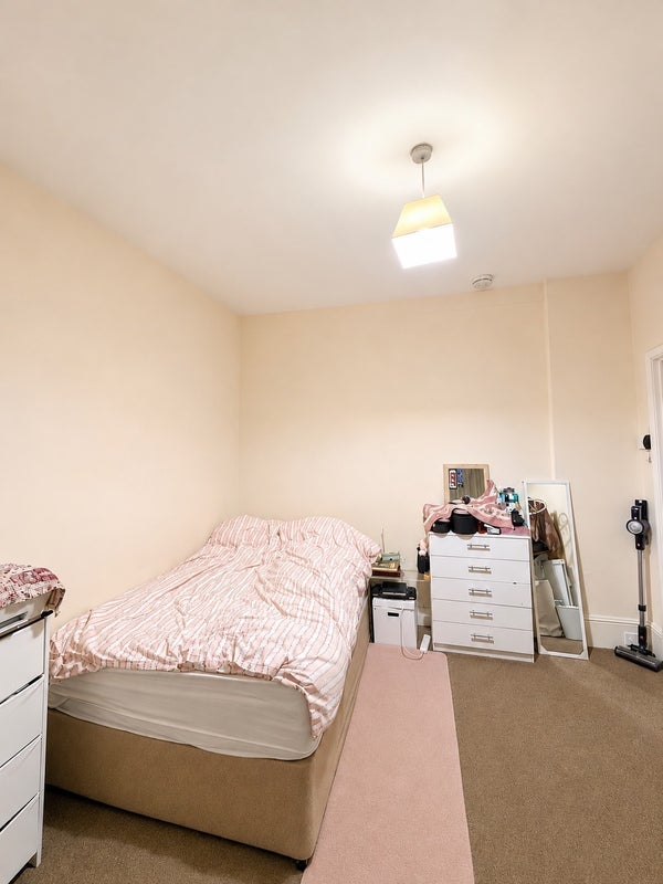 Room Alexandra Road in Greater London