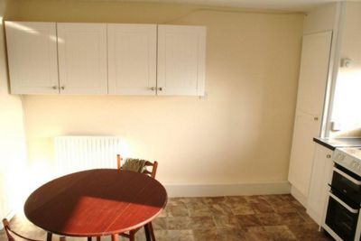 Flat Bramley Road in Greater London