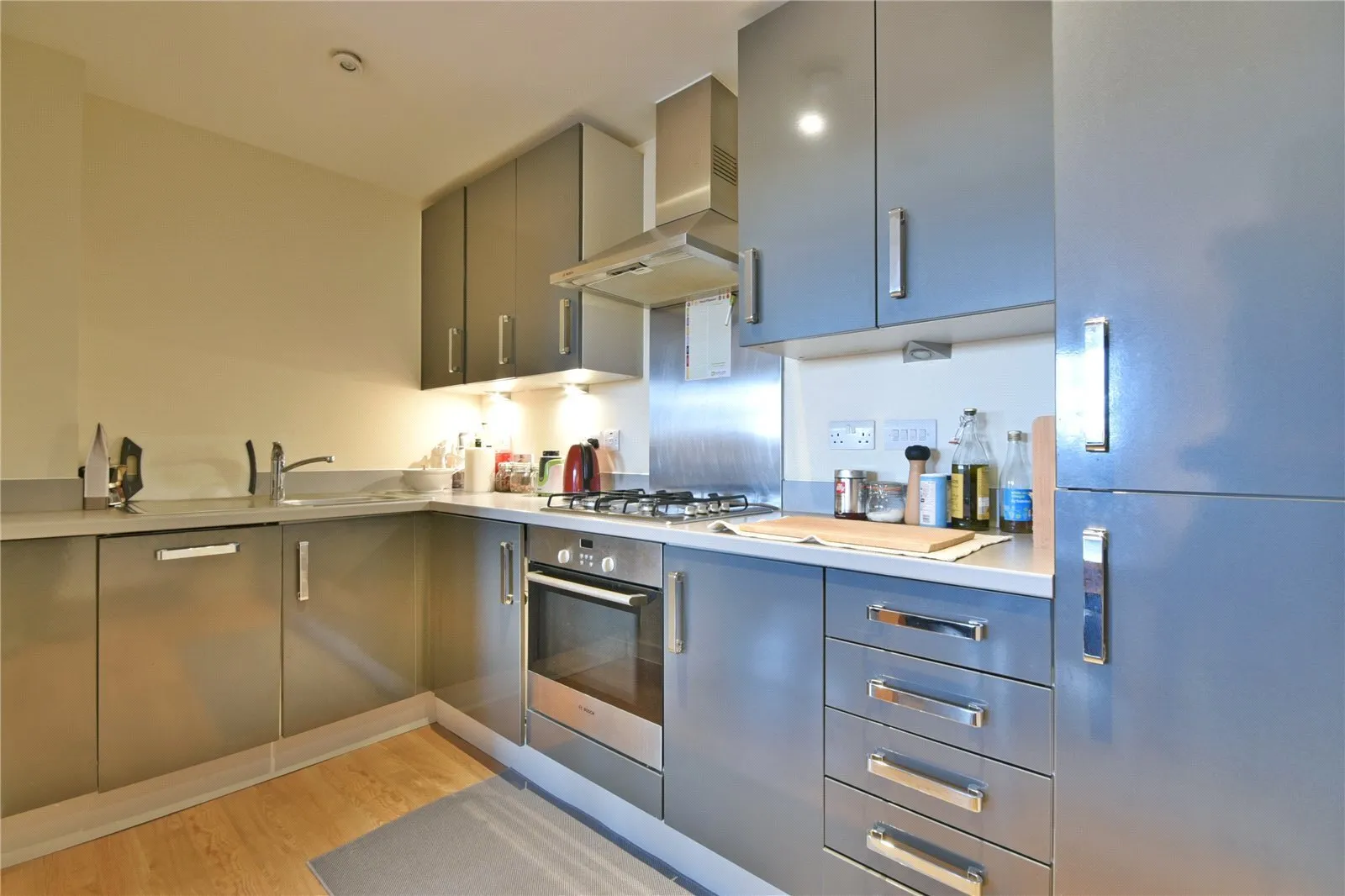 Flat Glengall Road in Greater London