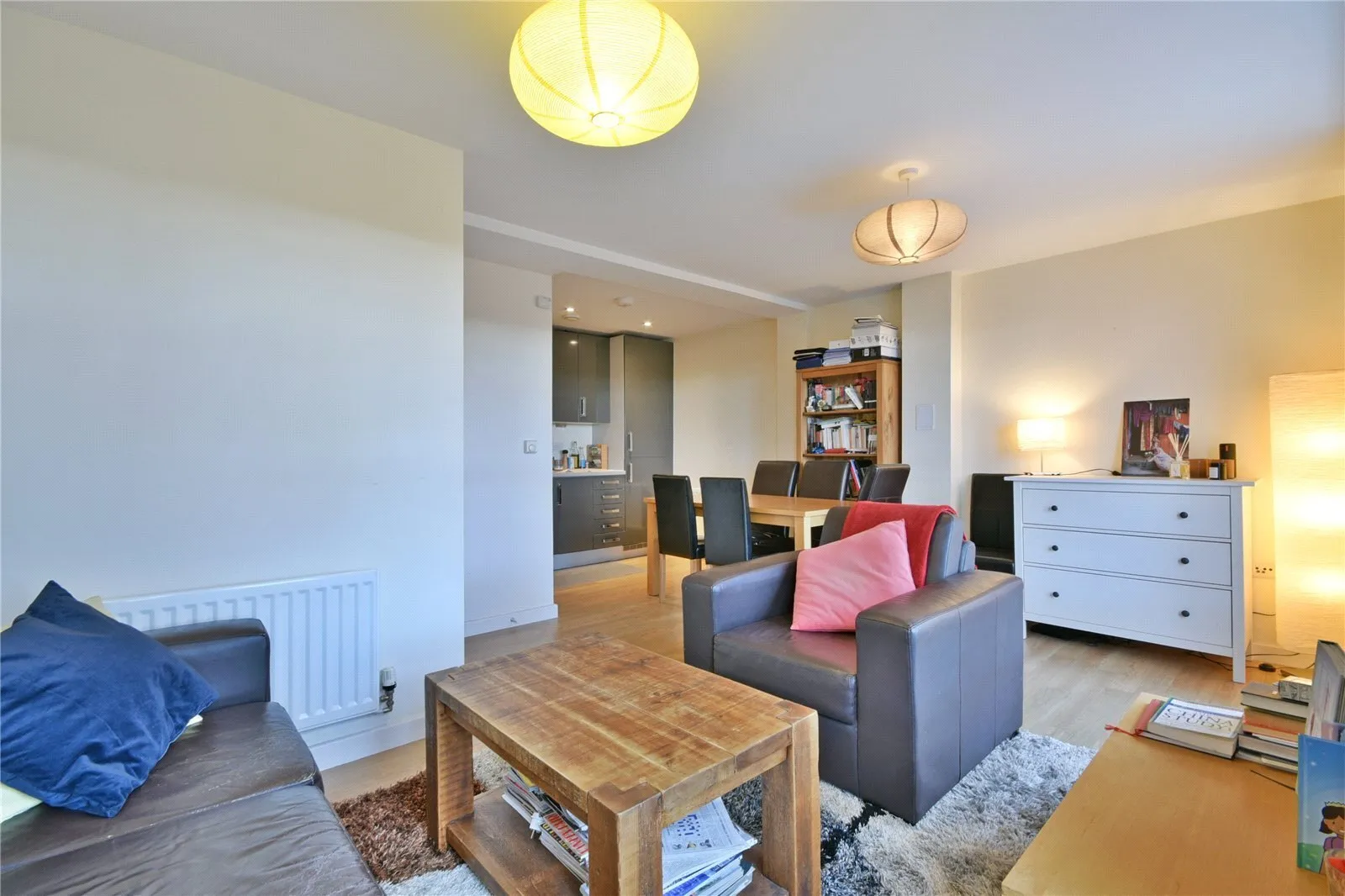 Flat Glengall Road in Greater London