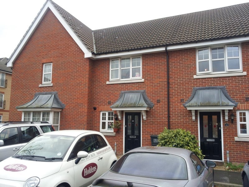 House Piper Way in Greater London