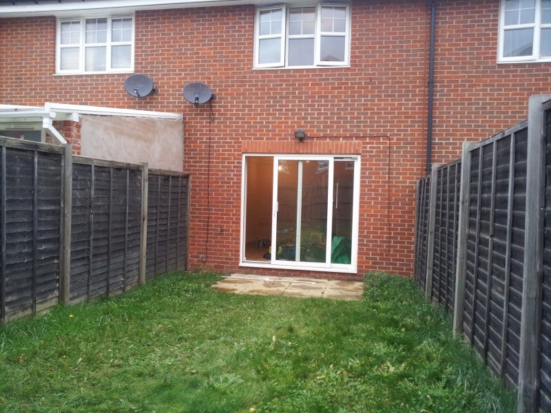 House Piper Way in Greater London