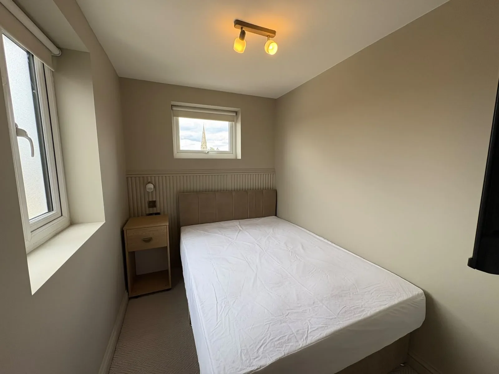 Room Rawdon Road in Maidstone