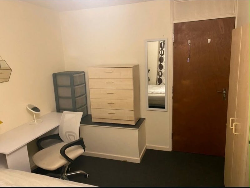 Room Adamson Road in Greater London