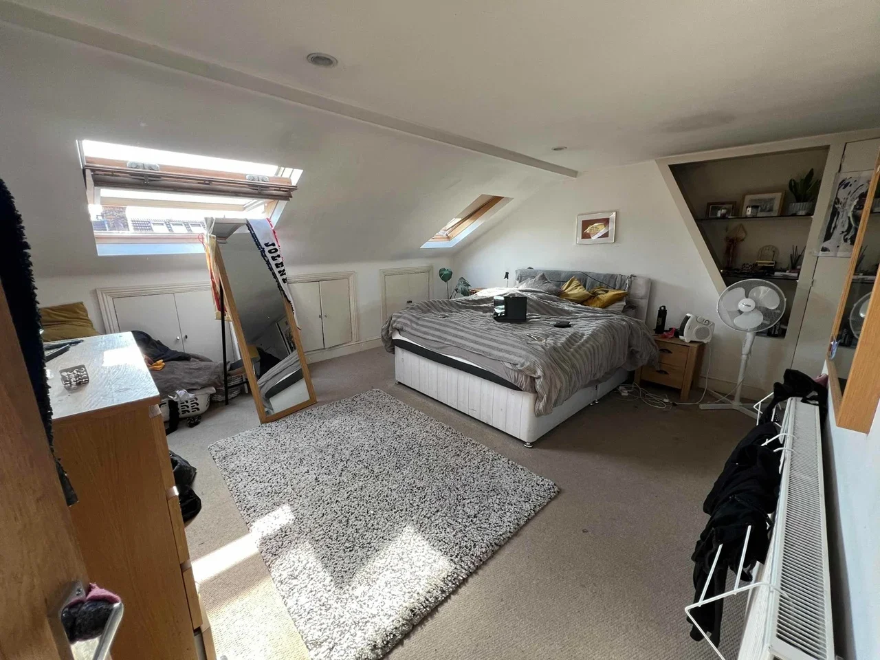 Flat Quinton Street in Greater London