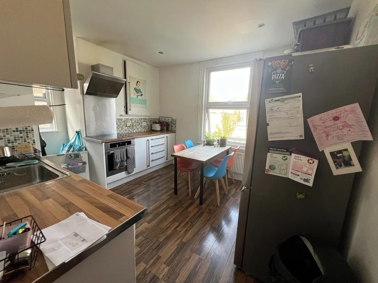 Flat Quinton Street in Greater London