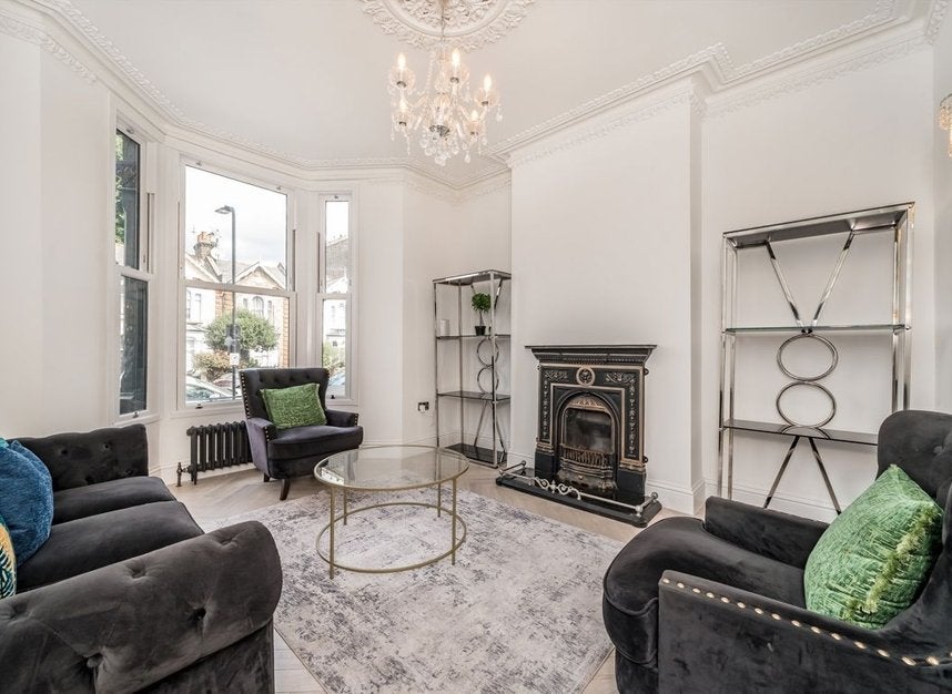 House Grayling Road in Greater London